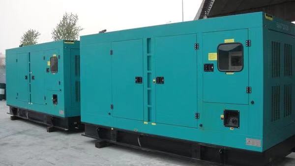 德宏康明斯400kw大型柴油二手发电机组